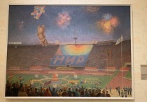 В разгар застоя олимпийский Мишка взлетел над стадионом, украшенным радугами