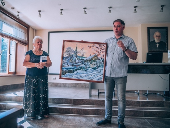 Владимирские художники и активисты благодарят медиков картинами