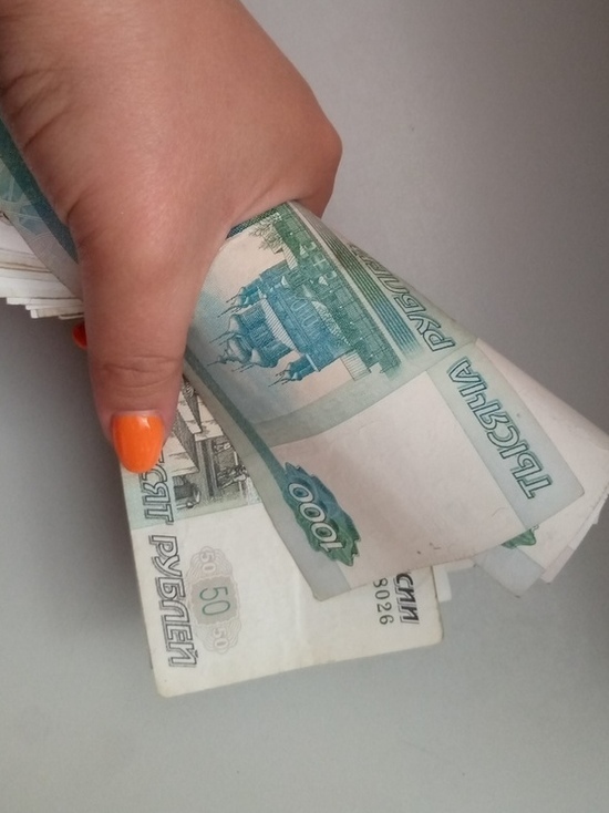 В Адамовке девушка вымогала деньги у несовершеннолетнего студента