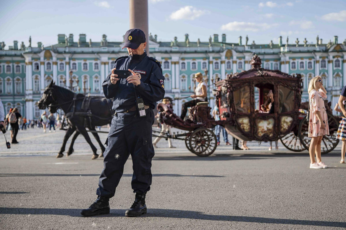 Полиция спб фото