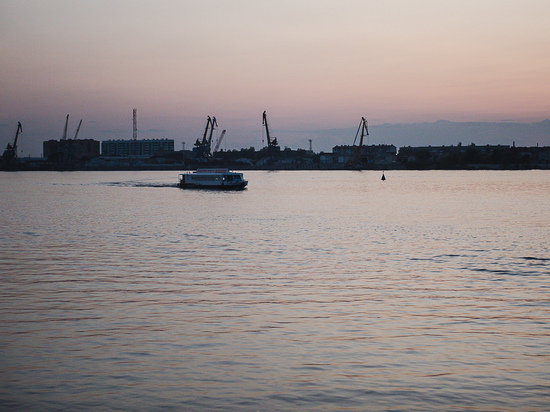 В Астрахани планируют развивать доступный речной круизный туризм