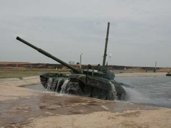 В Волгоградской области военнослужащие учатся ездить под водой