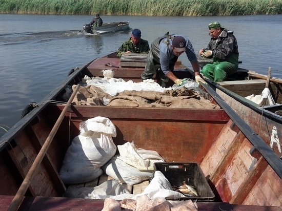 Рыбаки Калмыкии отмечают свой праздник