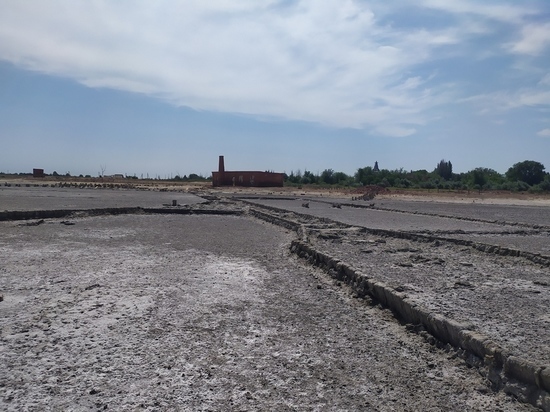 В Астраханском краеведческом музее пройдет выставка об истории Тинакской грязелечебницы