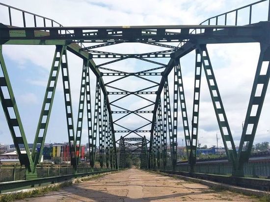 Что бы не прыгали: на старом Селенгинском мосту в Улан-Удэ заблокируют пролеты⠀ ⠀