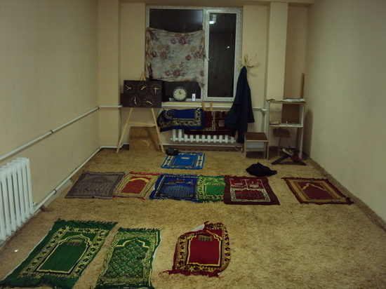 Простынь на окне, на полу - ляух: в Туле обнаружили исламскую ячейку