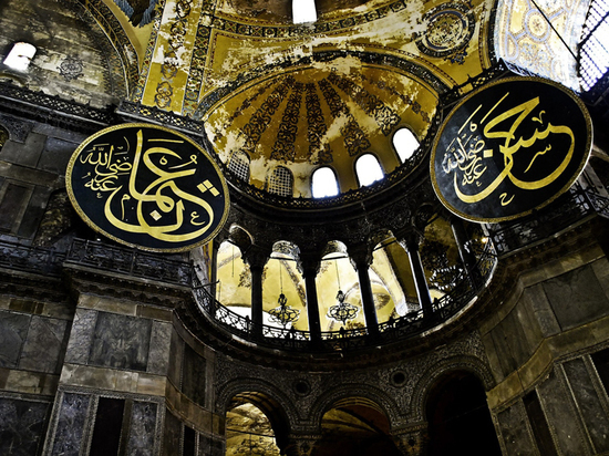 Анкара отвергла критику по поводу смены статуса собора Святой Софии