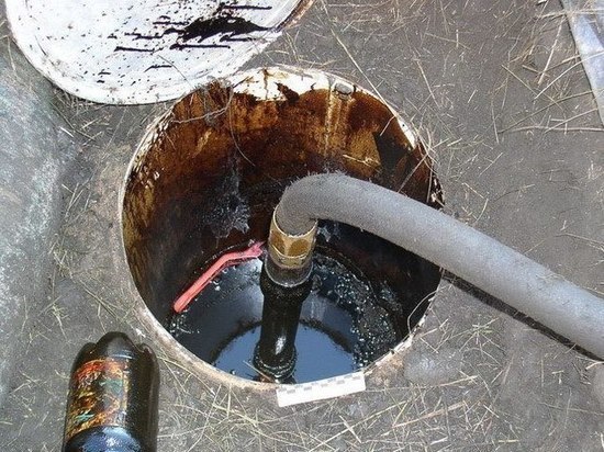 12 тонн нефти незаконно хранили в Дагестане