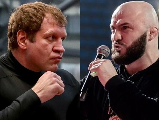 «Я тебя съем!»: Емельяненко и Исмаилов разогревают публику перед боем «Я тебя съем!»: Емельяненко и Исмаилов разогревают публику перед боем