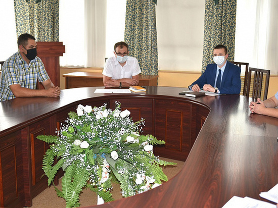 Власти Барнаула решили усилить меры профилактики Covid в общественном транспорте