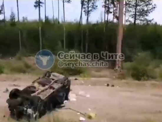 Один погиб, двое пострадали в вылетевшей с трассы Toyota в Забайкалье
