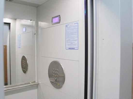 В Краснодаре отремонтировали и заменили 86 лифтов в 24 домах