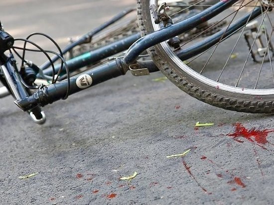 В Таганроге иномарка сбила 66-летнюю велосипедистку