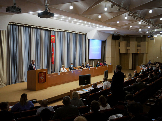 Дмитрий Миляев представил отчет о деятельности администрации города