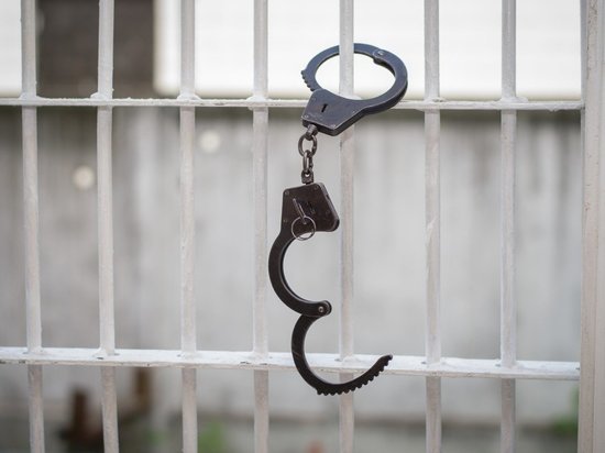 В Дагестане следователя признали виновным в получении взятки