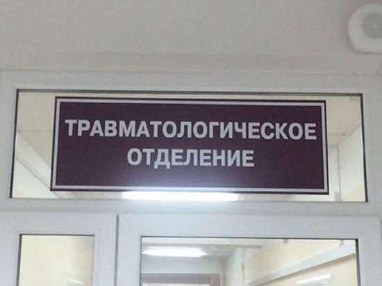 Малыш, выпавший с 7 этажа в Ярославле, получил незначительные травмы
