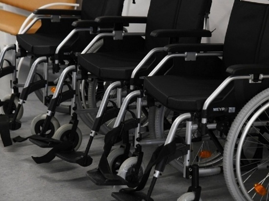 Волгоградская прокуратура помогла получить коляску ребенку-инвалиду