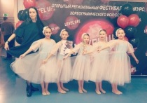 Студия современного танца «Стимул» при Райсеменовском центральном сельском доме культуры появилась сравнительно недавно — в 2016 году