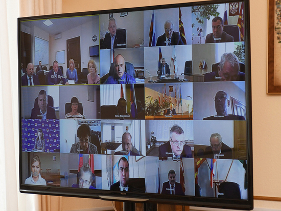 В Смоленске региональные власти обсудили вопросы обращения с ТКО