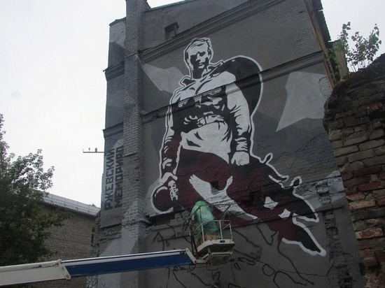 В еще одном районе Тверской области появилось граффити с изображением Советского солдата