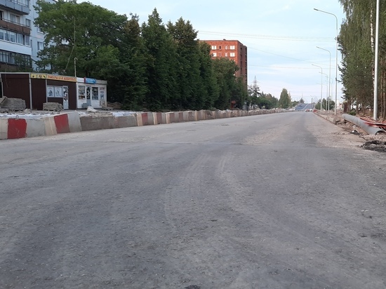 Ул. Индустриальную в Пскове частично открыли, но ремонт продолжается
