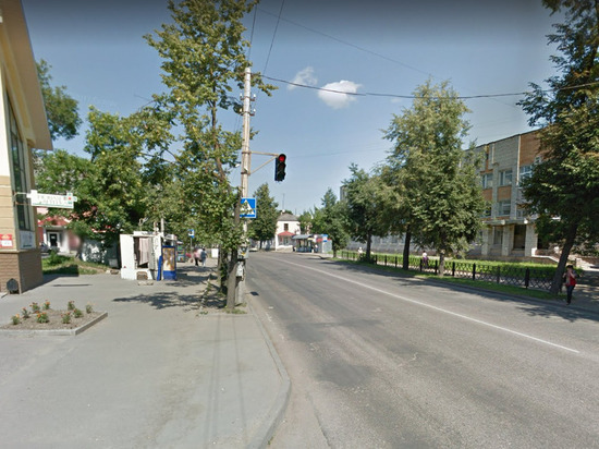 Очевидцев происшествия на ул. Горького в Пскове ищет полиция