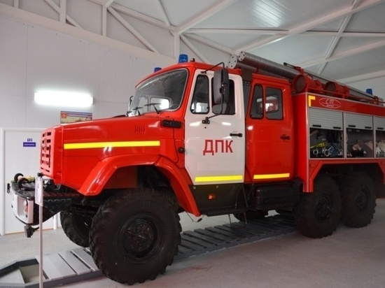 В Кузбассе пожарные-добровольцы помогли ликвидировать пожар в сельском доме