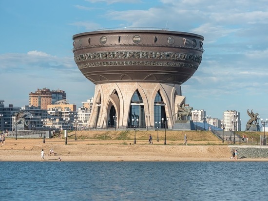 Ночью на Казанке спасли тонущего мужчину