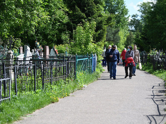 В Казани насчитывается 34 городских кладбища общей площадью 324,7 га.