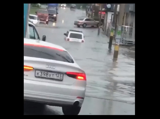 В Краснодаре на откачку воды после сильного ливня поступило 95 заявок