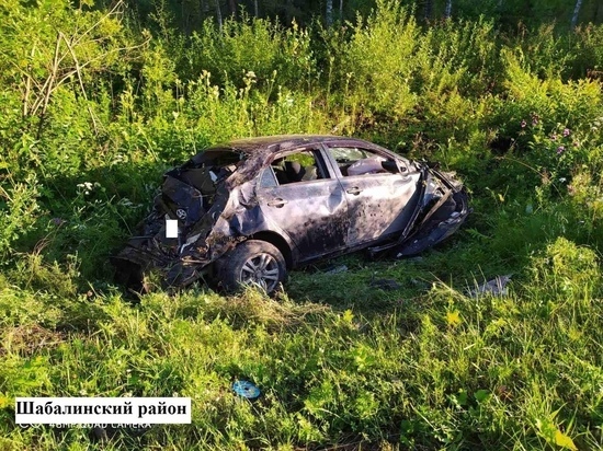 В Шабалинском районе опрокинулся пьяный водитель на "Тойоте"