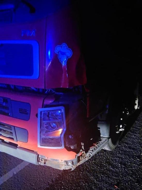 В Кузбассе грузовик сбил пешехода во время обгона