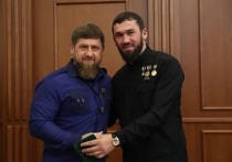 Спикер парламента Чечни: Нам на них - «с высокой колокольни»