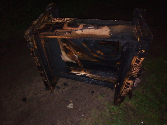 В Рославле пожарные приезжали тушить кресло