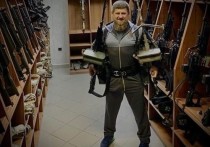 Кадыров объяснил, откуда у него пулеметы для фотографии