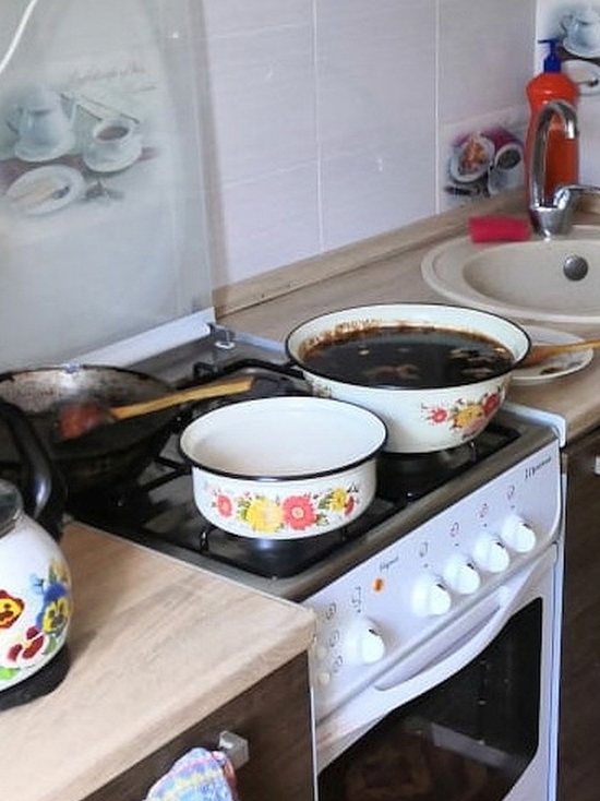 Смоляне вызвали пожарных, почувствовав запах горелого варенья