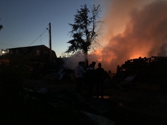Крупный пожар с пострадавшими произошел в Иванове ночью