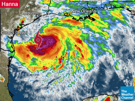 «Ханна» у побережья Техаса: из-за урагана в двух штатах Мексики объявлена тревога