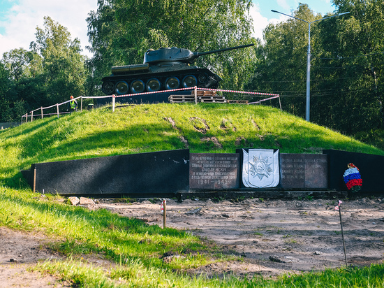 Зачем смоленский губернатор поехал смотреть на Танк-34