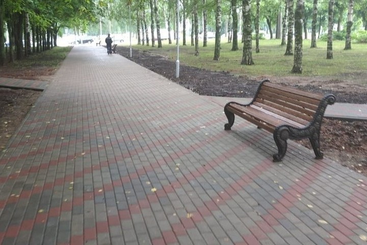 Benches Are Installed On Oktyabrsky Prospekt And Lomonosov Street Balthazar Korab