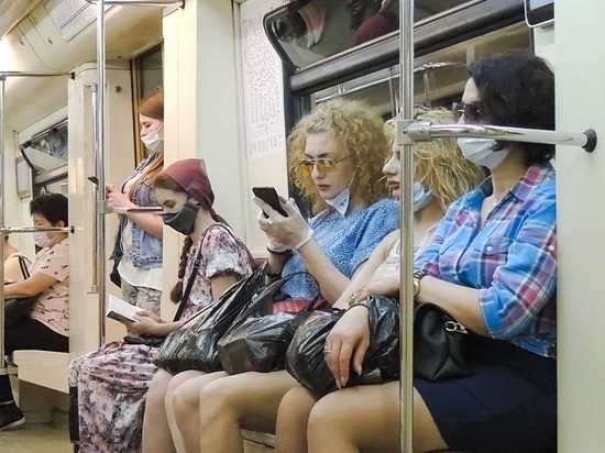 В метро Москвы идут "масочные" рейды