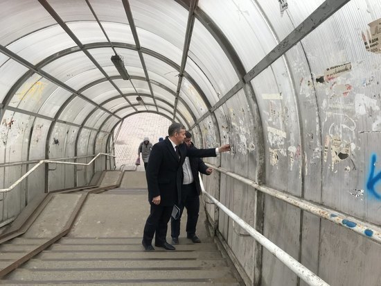 В Курске надземный переход возле Центрального рынка заменят подземным