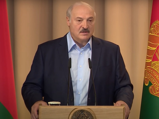 Лукашенко созвал срочное заседание Совбеза