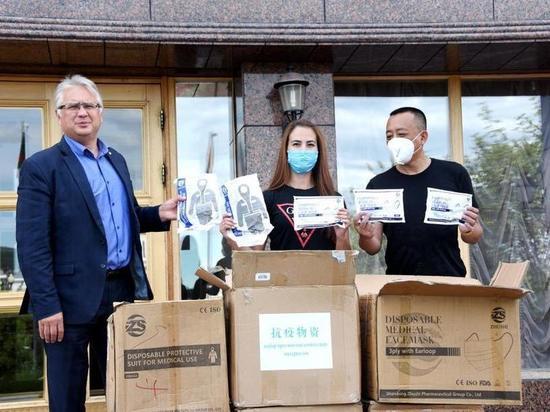 Магадан бесплатно получил медицинские маски от города-побратима в Китае