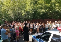 Профилактическая беседа по безопасности дорожного движения проведена с воспитанниками детского лагеря оздоровительного комплекса «Лужки» в Серпухове