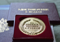 В Ноябрьске 69 ребят окончили школу с «золотой» медалью