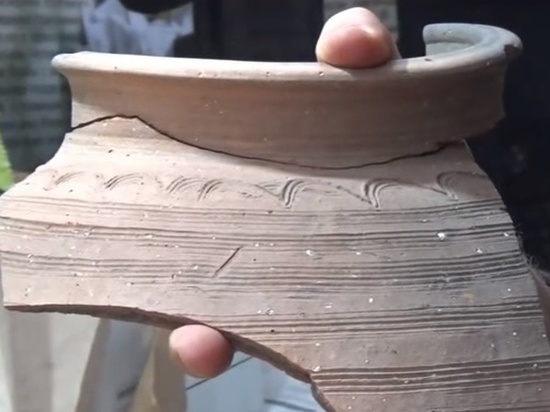 В Азовском районе археологи рассказали о найденном средневековом кувшине