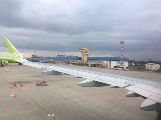 Самолет не смог приземлиться в Чите из-за сильного тумана и отправился в Улан-Удэ