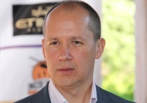Незарегистрированный кандидат на пост президента Белоруссии Валерий Цепкало, который ранее сбежал в Россию из-за опасения быть задержанным, уехал в Киев