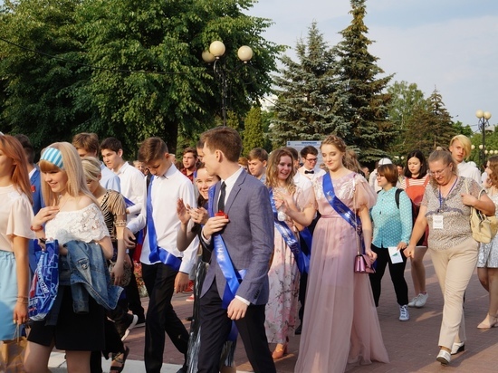 Молодежь в Калуге сама организует выпускной